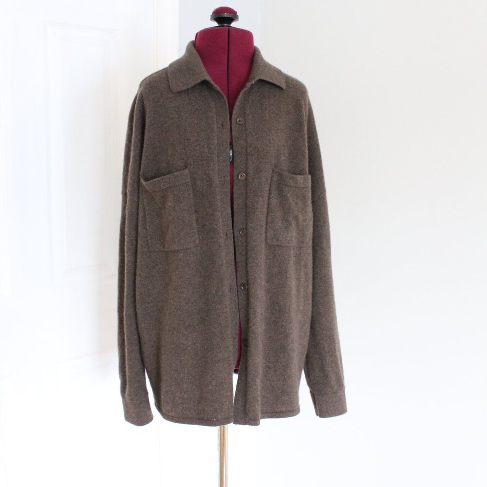 Quince Cashmere Button-Down Collared Shirt